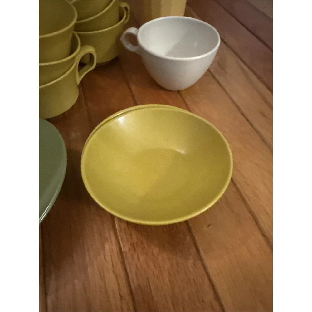 Lot 21 Pc 1960's /70s MCM VTG Dish Set Allied Chemical Windsor Melmac Packer